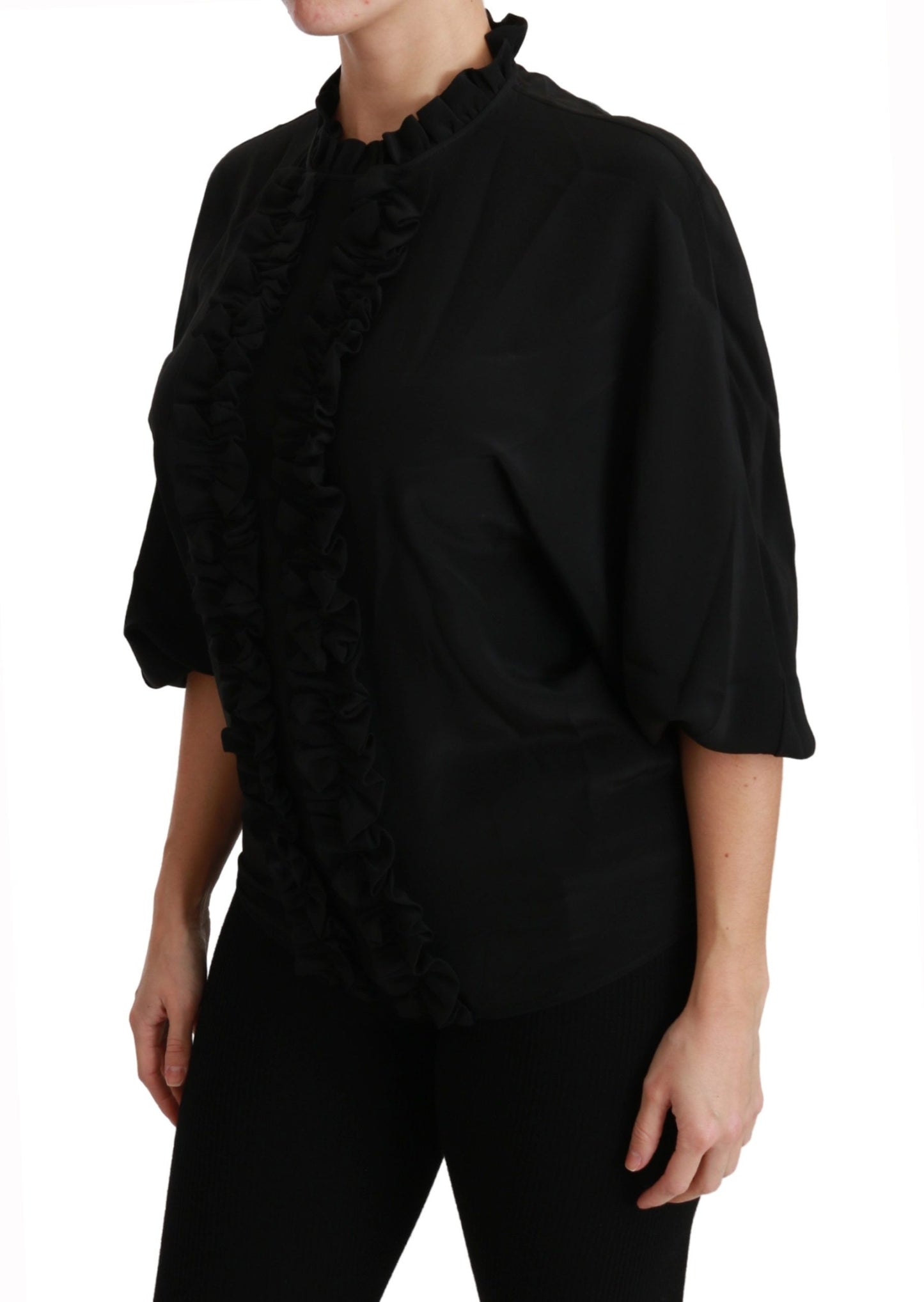 Schwarze Seidenbluse mit Rüschen