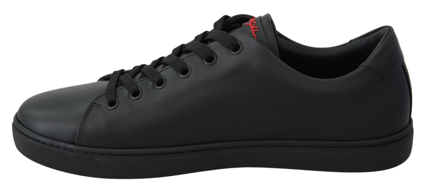 Schwarze Leder Love Heart Sneakers Damenschuhe