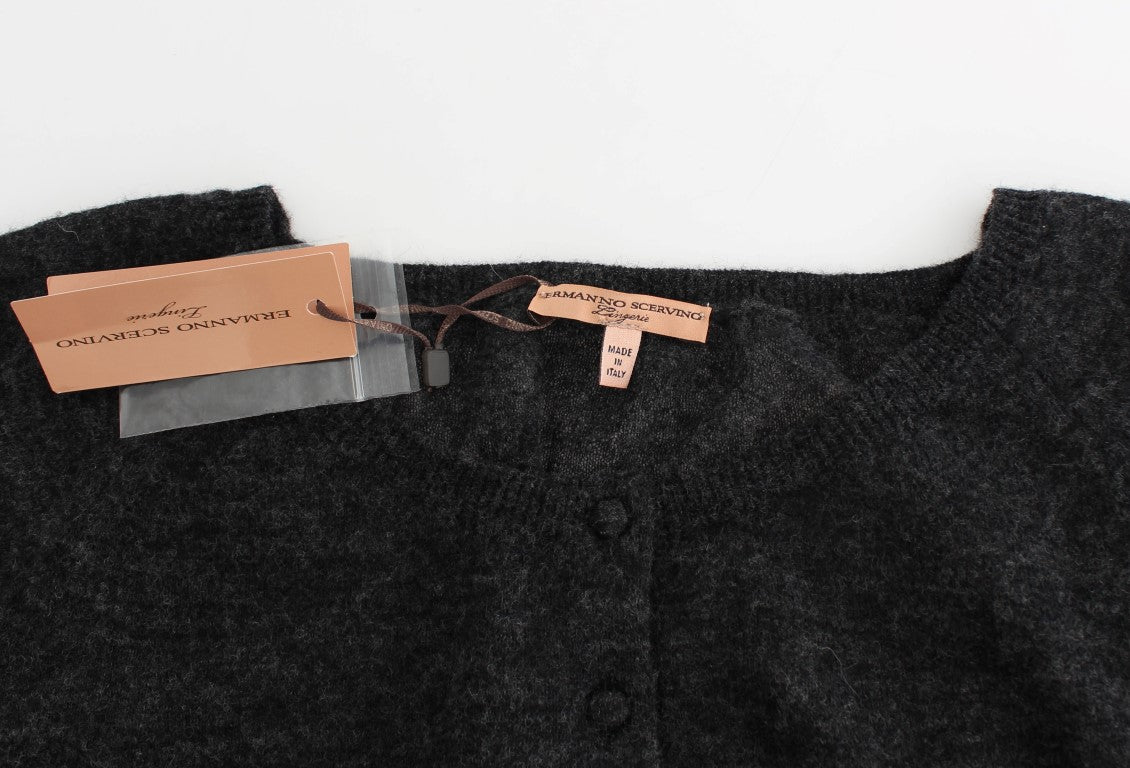 Grauer Strickjacke aus Wolle