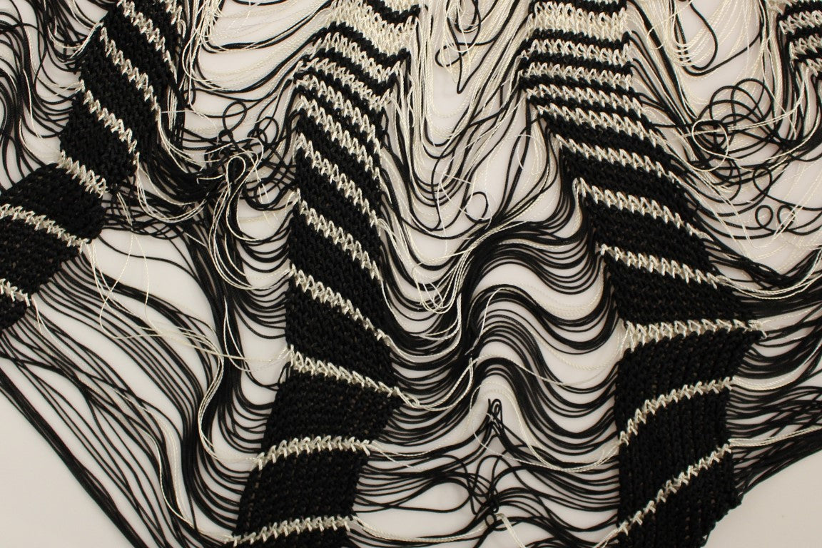 Weiß-schwarzer gestrickter asymmetrischer Rock