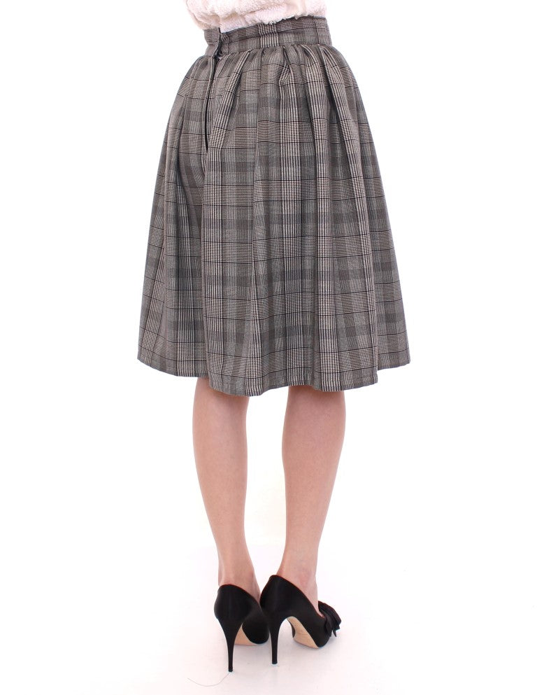 Grau karierter Shortsrock aus Wolle