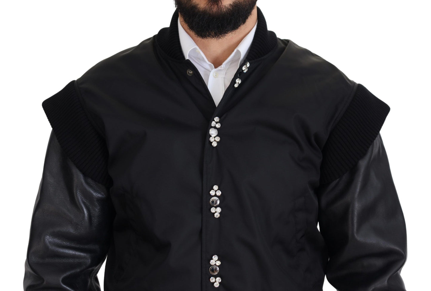 Schwarze Nylon-Kristall-Manteljacke mit Knöpfen