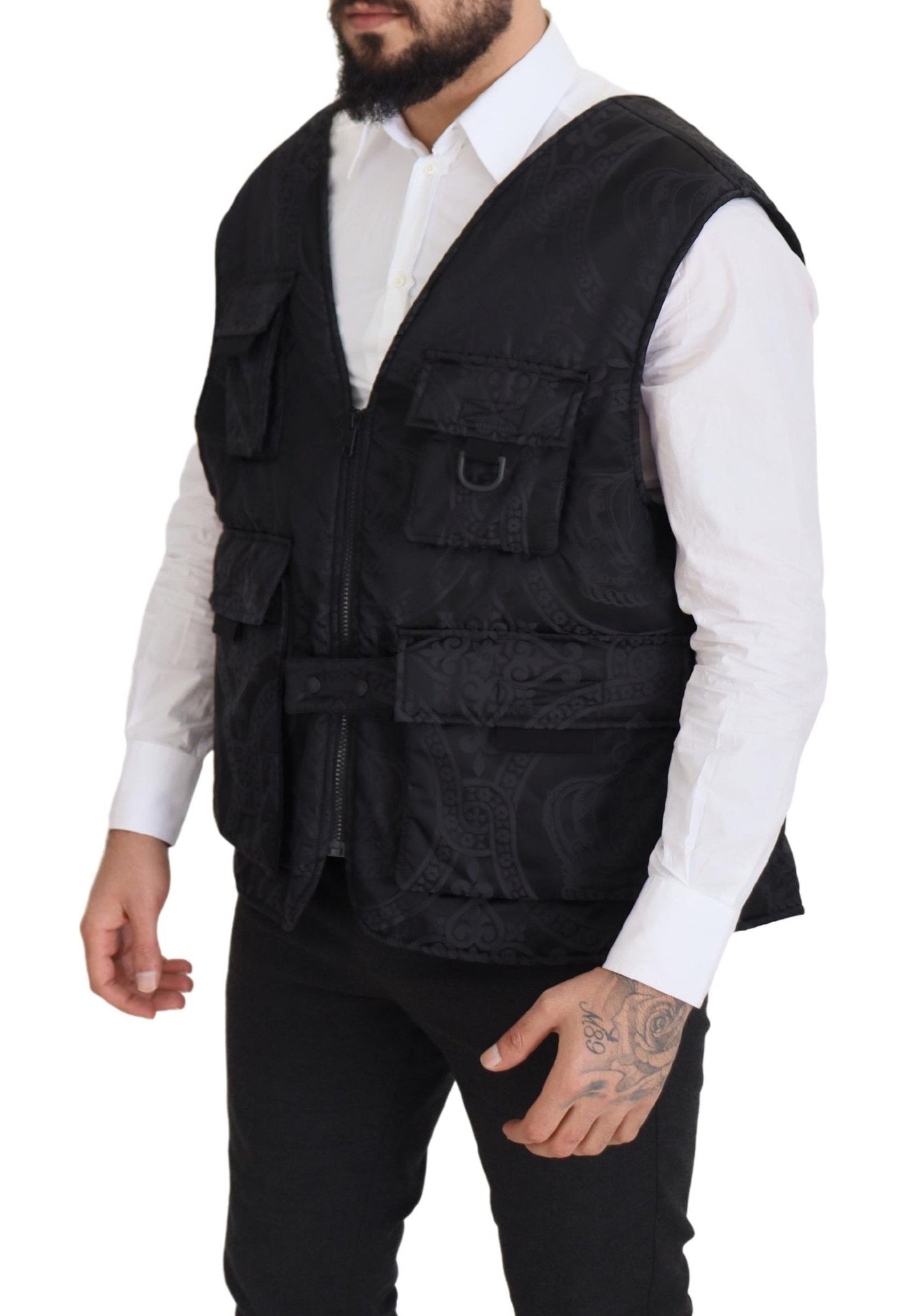 Schwarze ärmellose Nylonjacke mit durchgehendem Reißverschluss
