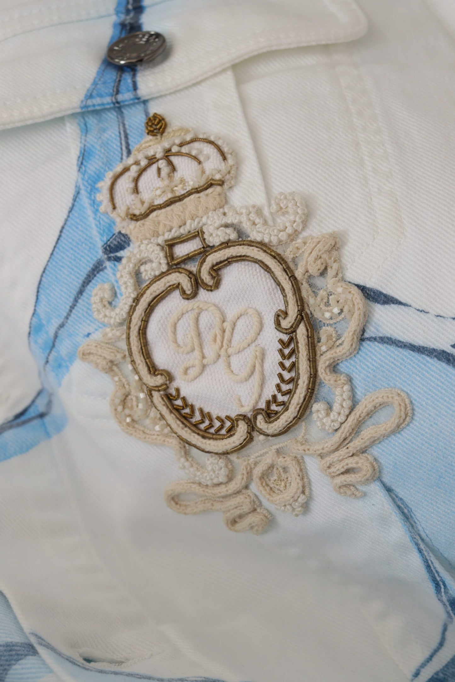 Weiße Jeansjacke aus Baumwolle mit Logostickerei