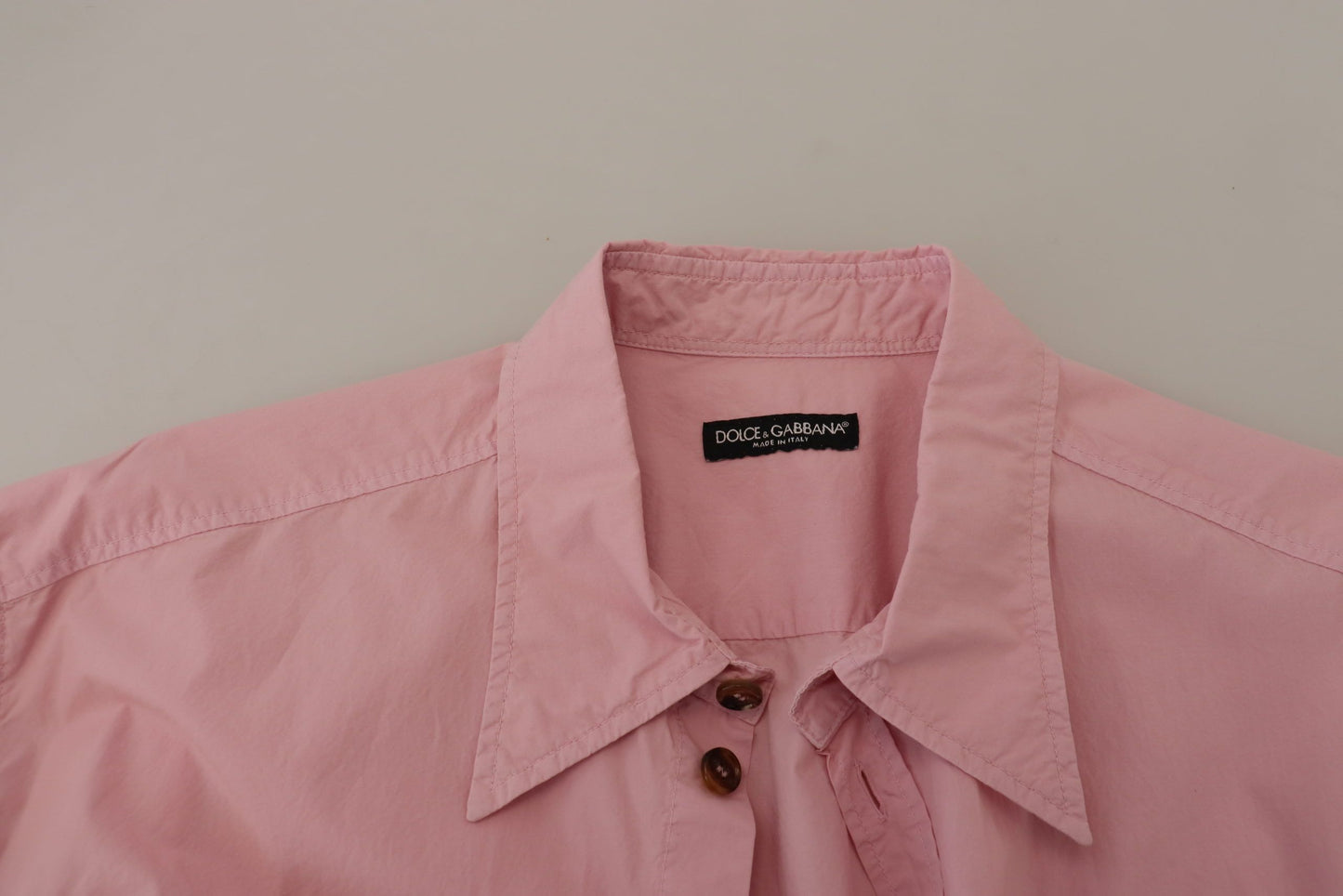 Rosafarbenes, lässiges Button-Down-Hemd mit langen Ärmeln