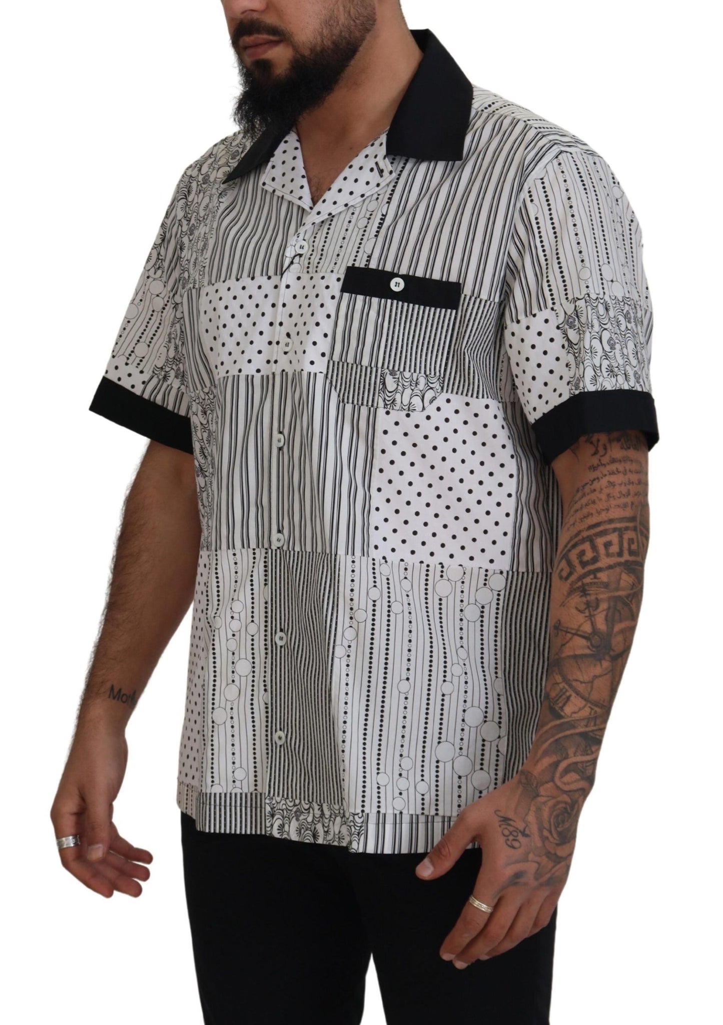 Weiß-schwarz gemustertes Button-Down-Hemd