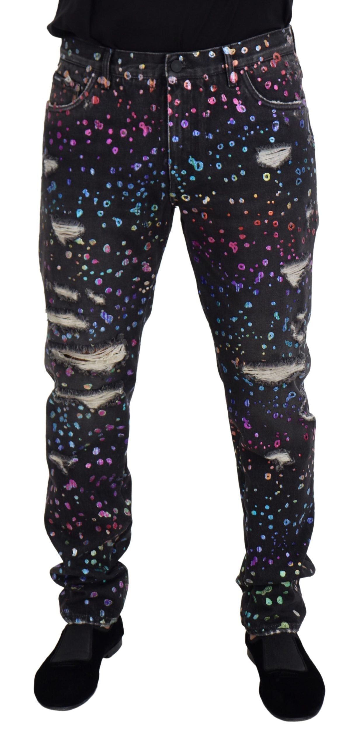 Schwarze zerfetzte Jeans mit mehrfarbigem Print