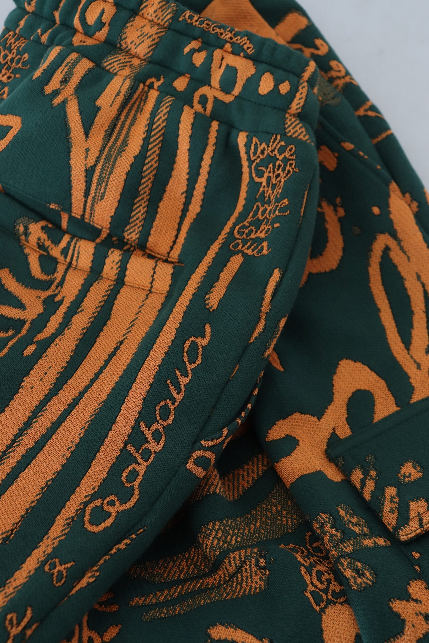 Cargo-Jogginghose aus Seide mit mehrfarbigem Logo-Print