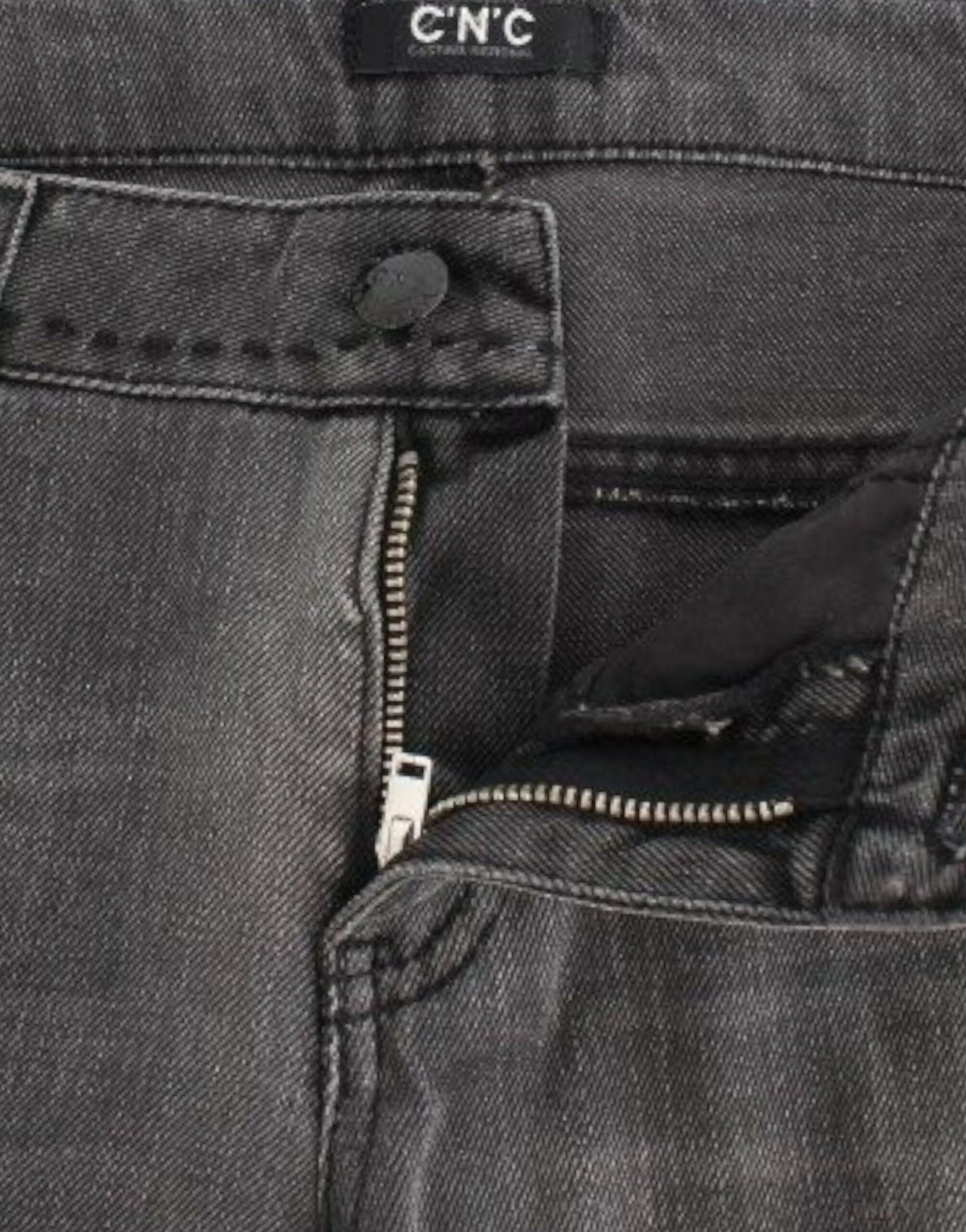 Graue Jeans mit geradem Bein