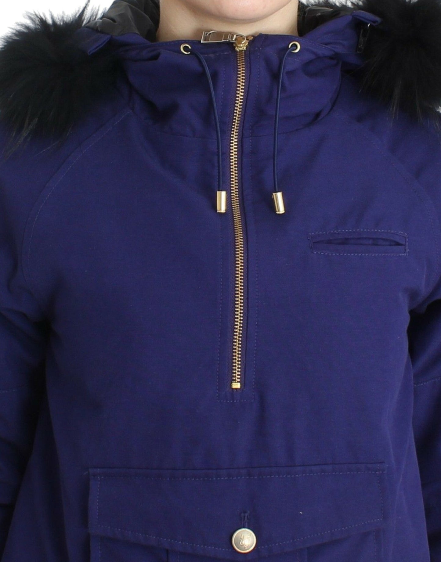 Blaue, wattierte Jacke mit Kapuze, kurz, K-Way