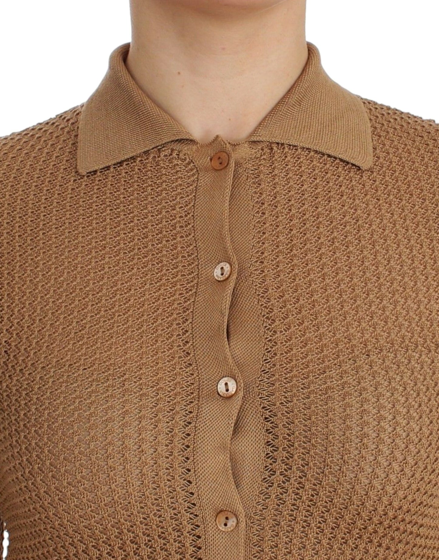 Beigefarbener Polo-Cardigan aus gestrickter Baumwolle