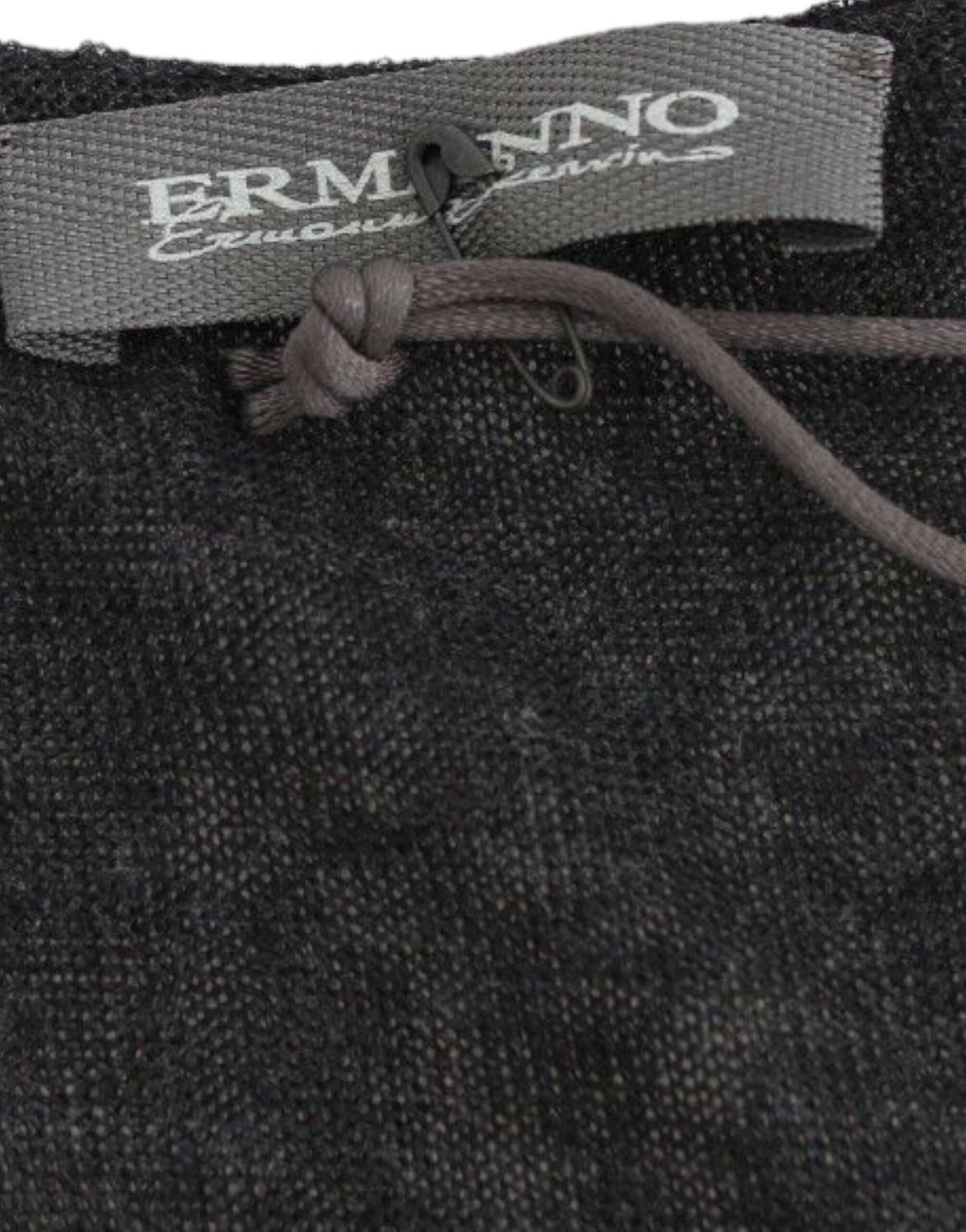 Schwarzer, langärmliger Stretchpullover aus Wollmischung