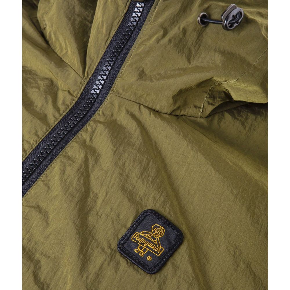 Schicke ultraleichte Nylonjacke mit Garment-Dyed-Finish