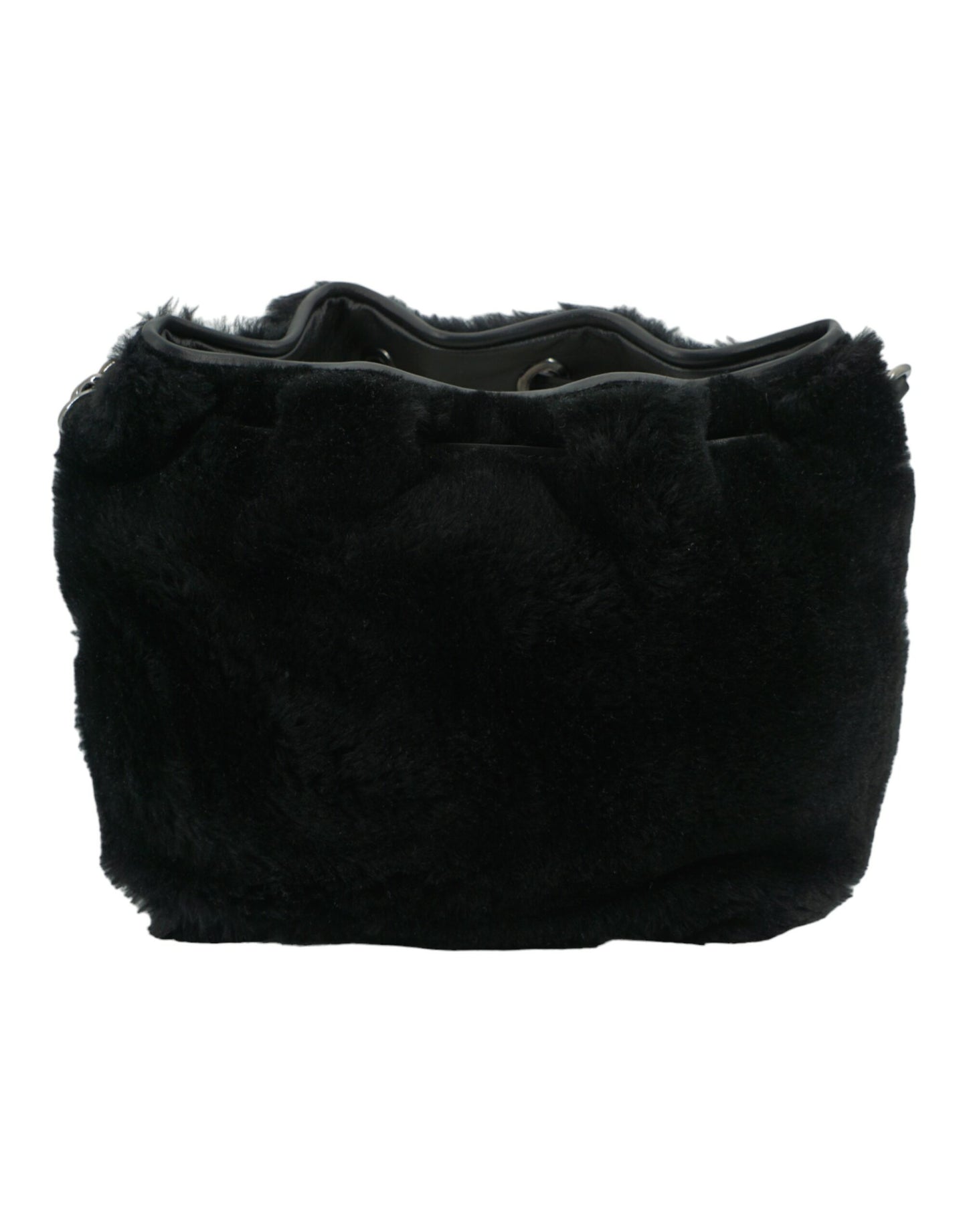 Schwarze Ledertasche mit Henkel und Schultertasche