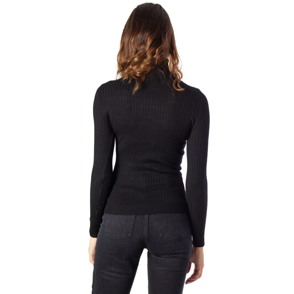 Schwarzer Rollkragenpullover aus Viskose
