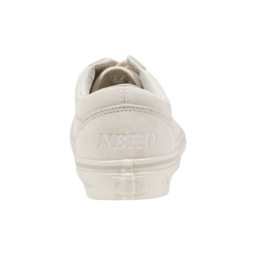 Beige Wildleder-Sneaker