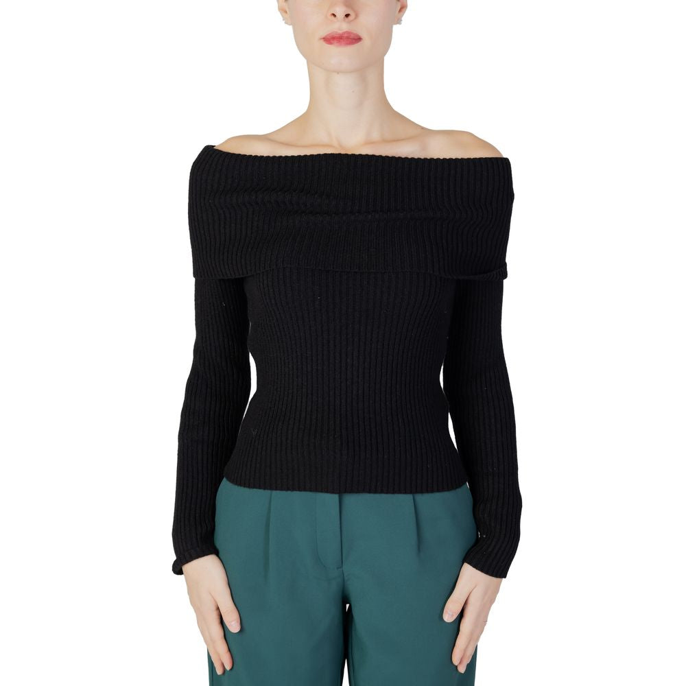 Schwarzer Viskosepullover