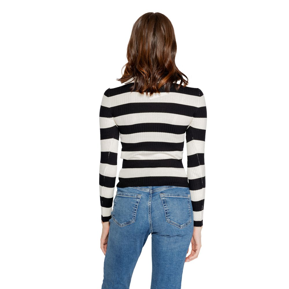 Black Viscose Sportswear
