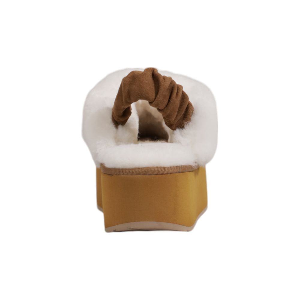 Beige Wildleder Plateau