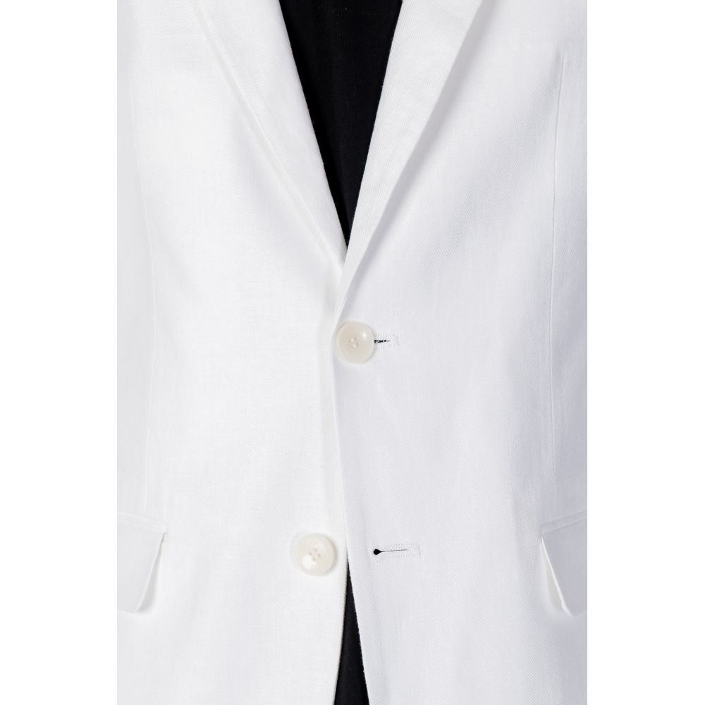 Weißer Leinenblazer