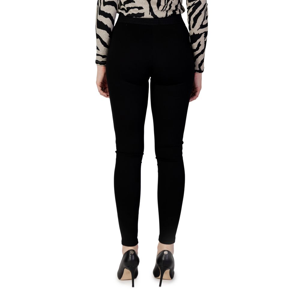 Schwarze Viskosejeans und -hose