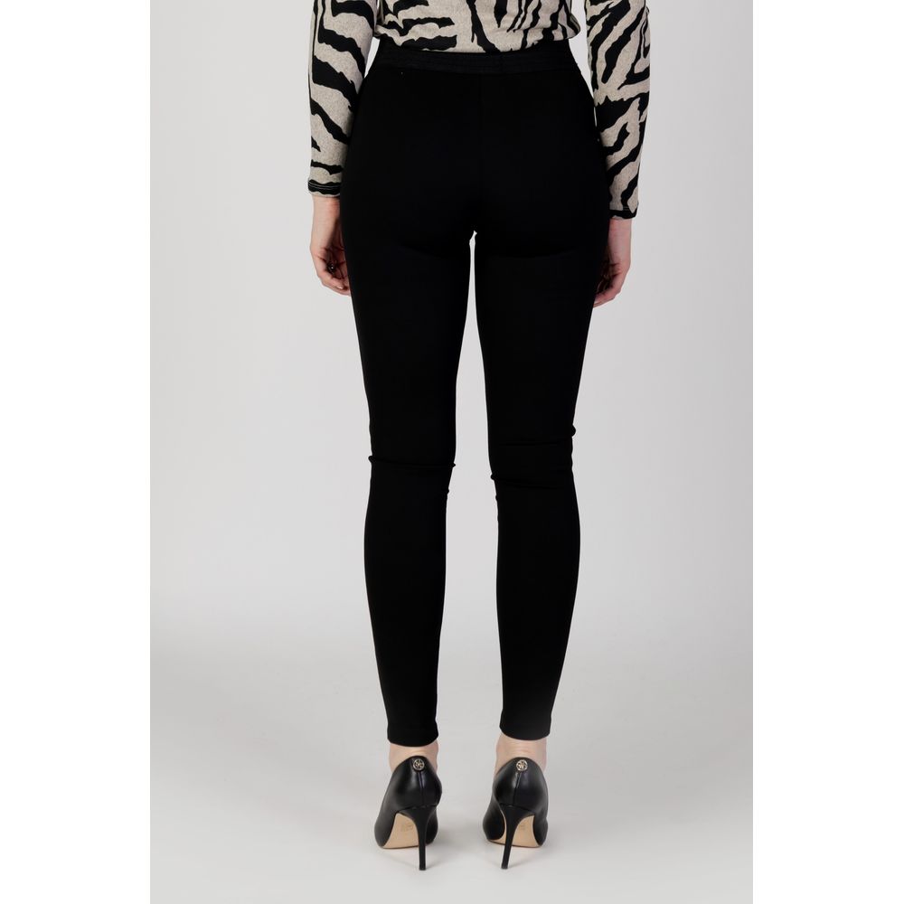 Schwarze Viskosejeans und -hose
