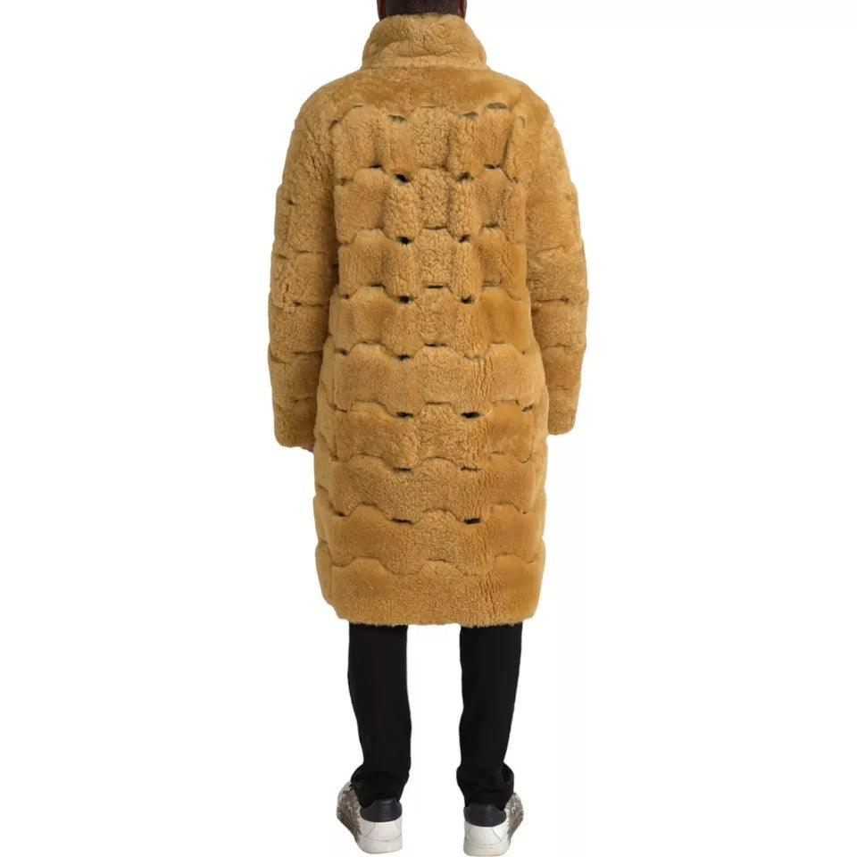 Gelbe, lange Teddy-Manteljacke aus Wolle