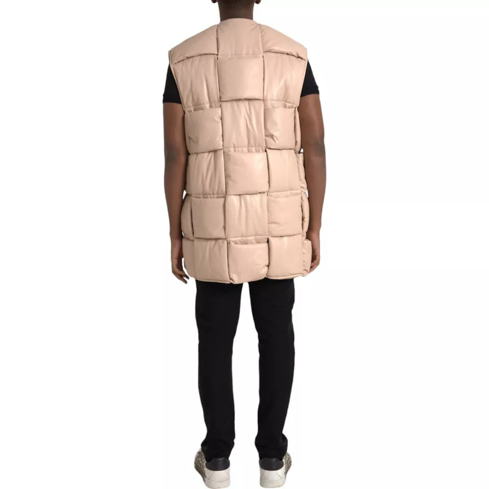 Beigefarbene, gesteppte, ärmellose Jacke aus Kalbsleder