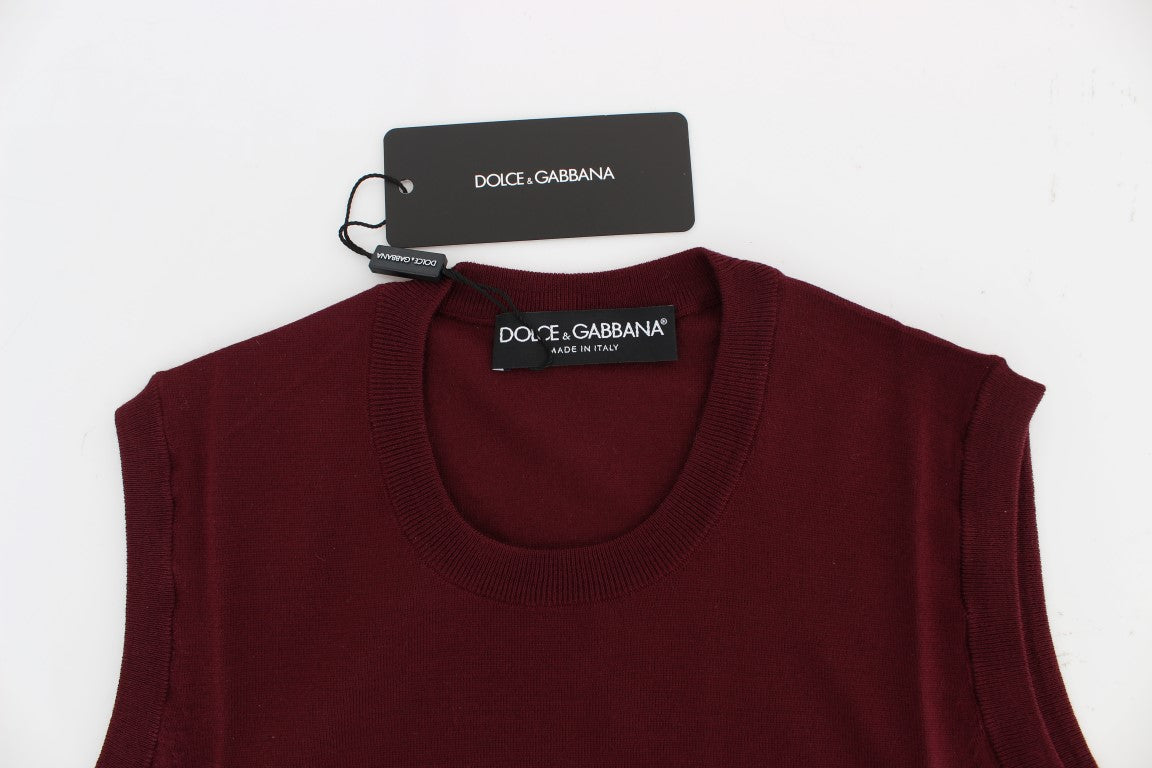Roter ärmelloser Westepullover mit Rundhalsausschnitt
