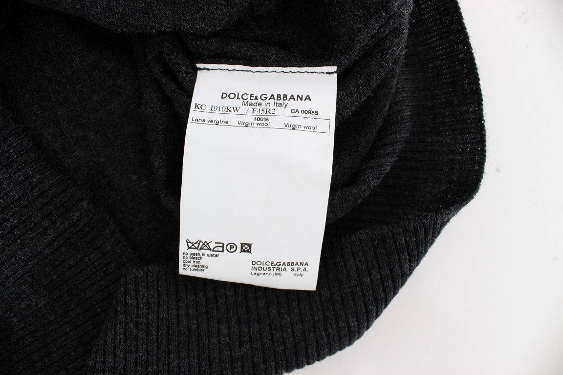Grauer Woll-Cardigan mit Knöpfen