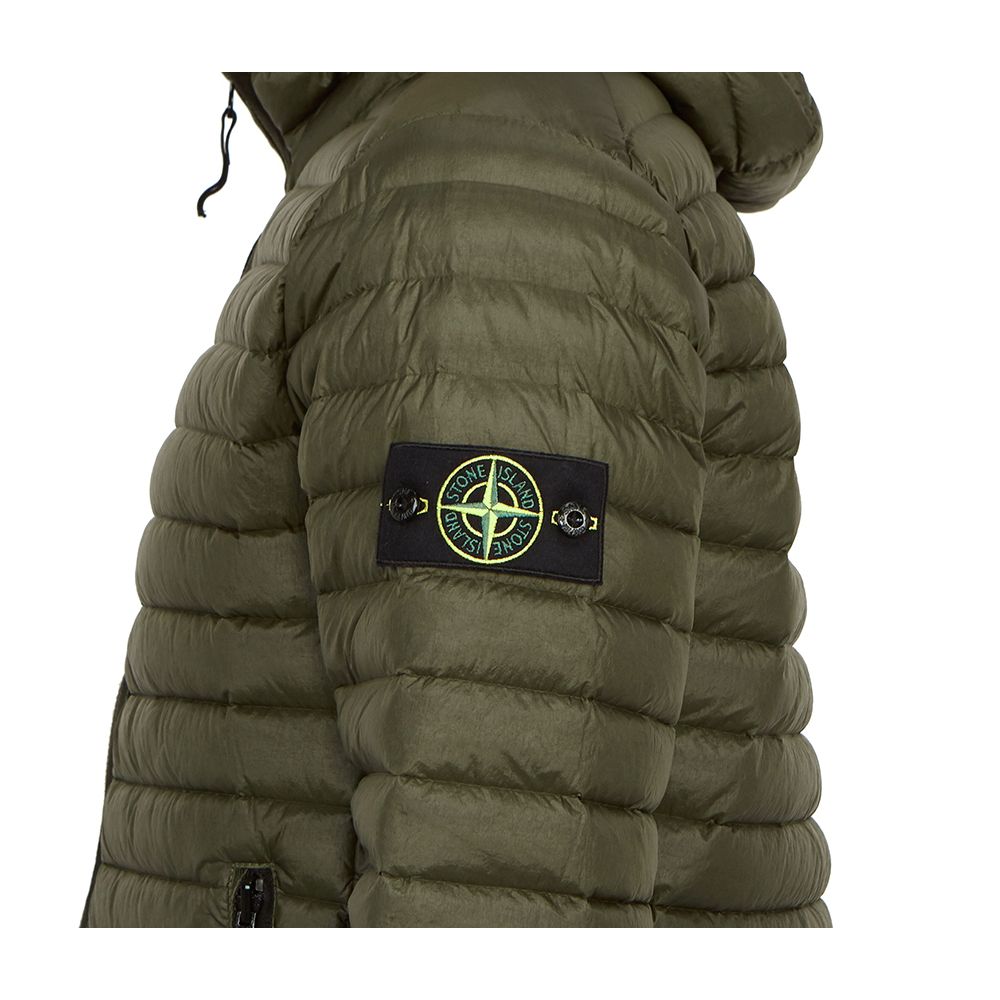 Grüne Nylonjacke