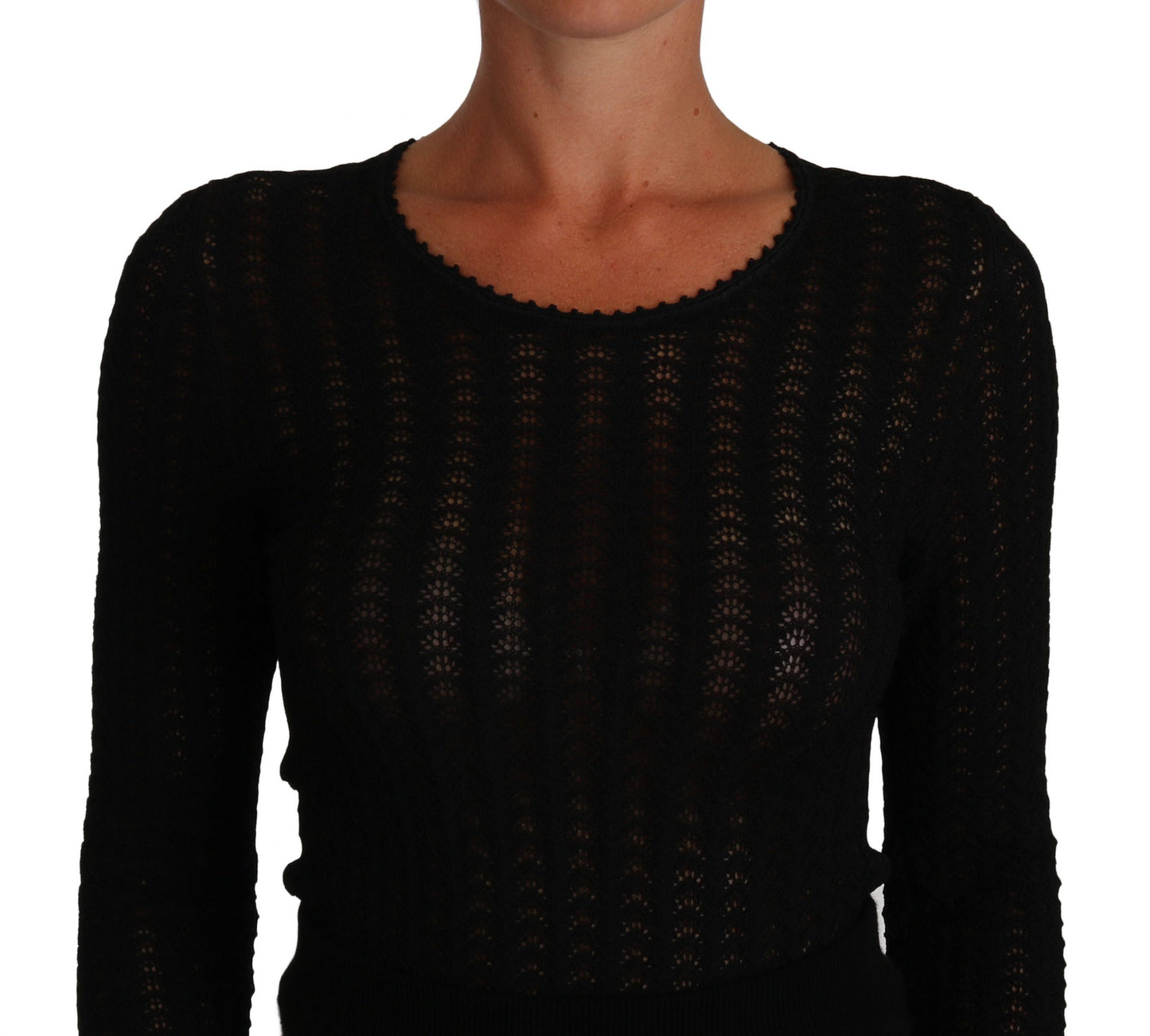 Schwarzes Etuikleid aus gestrickter Wolle mit langen Ärmeln