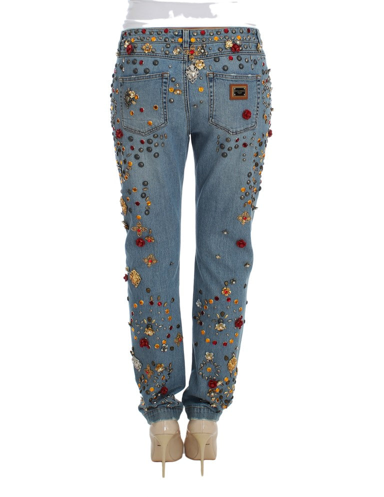 Jeans mit Herzverzierung und Kristallrosen