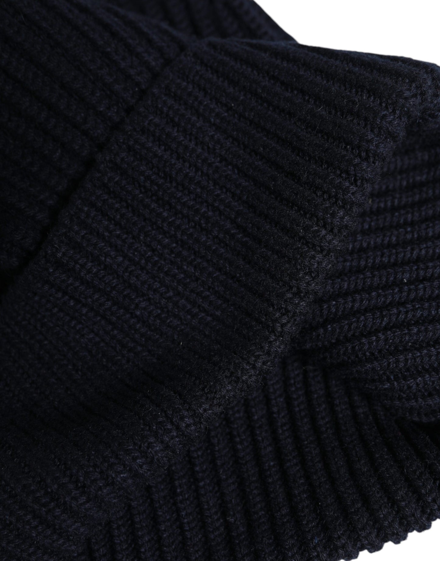Schwarze Kaschmir-Strickmütze für den Winter