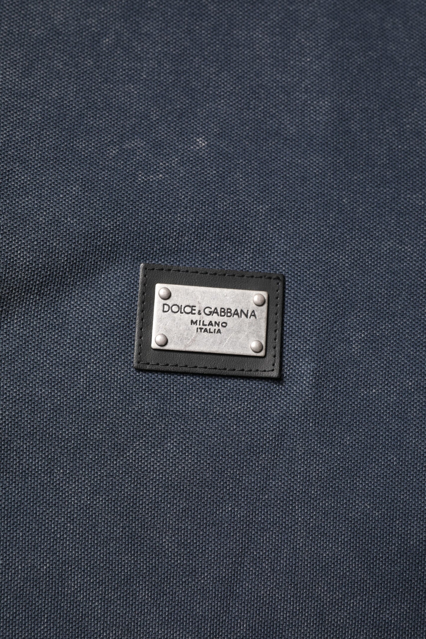 Dunkelblaues Poloshirt aus Baumwolle mit Logo-Plakette für Herren