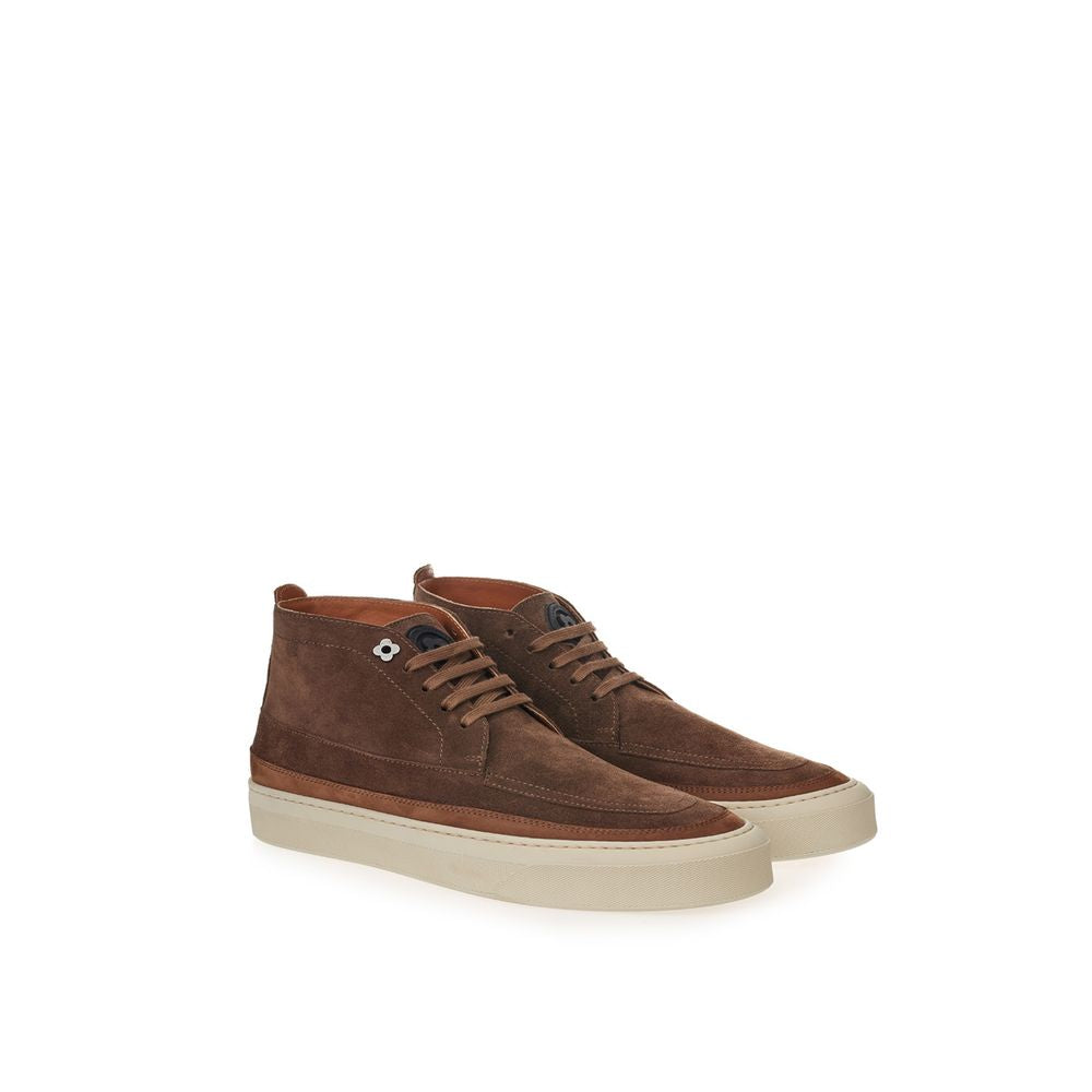 Elegante Wildleder-Sneaker in sattem Braun