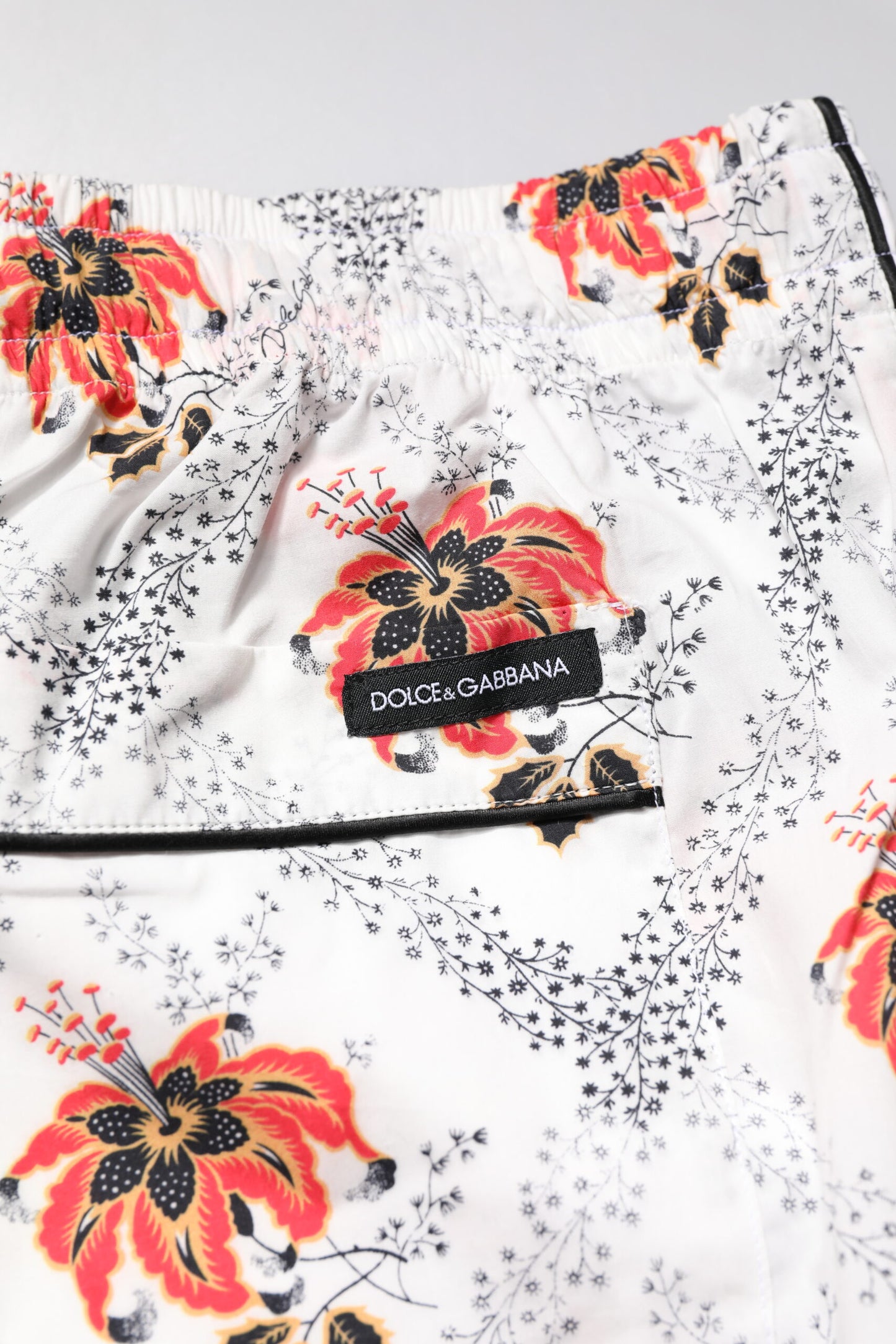 Mehrfarbiges Pyjama-Set aus Baumwolle mit Blumendruck, Nachtwäsche