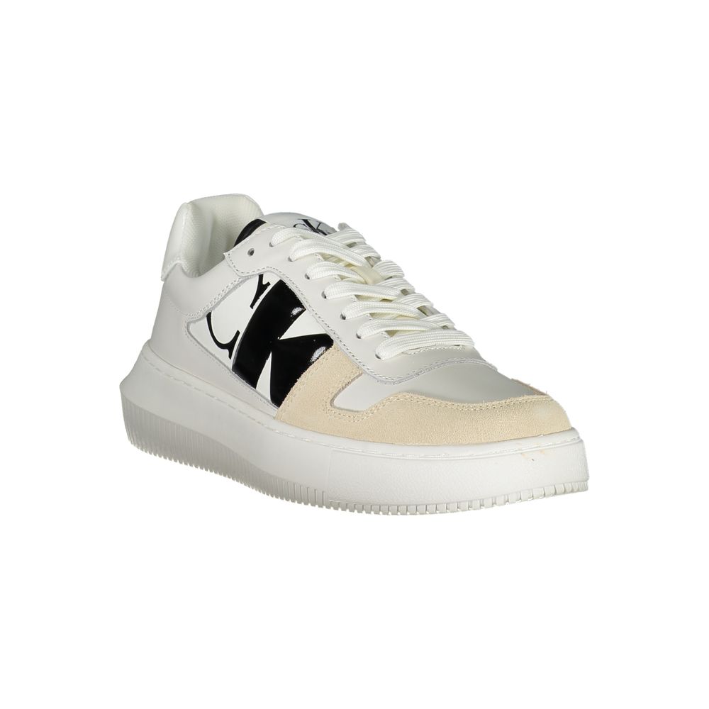 Elegante weiße Schnür-Sneaker mit Kontrastdetail