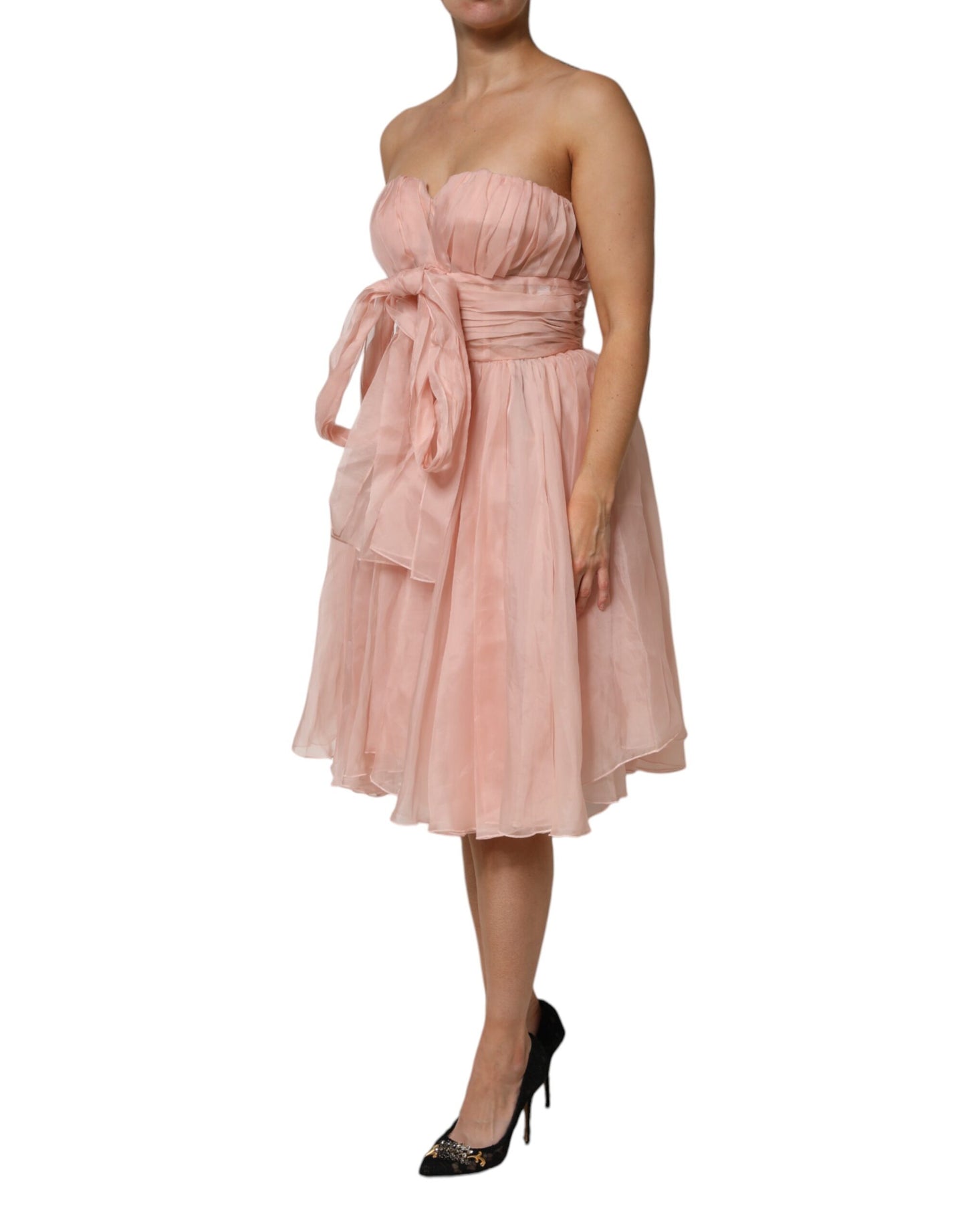 Rosa A-Linien-Midikleid aus Seidenchiffon mit Plissee