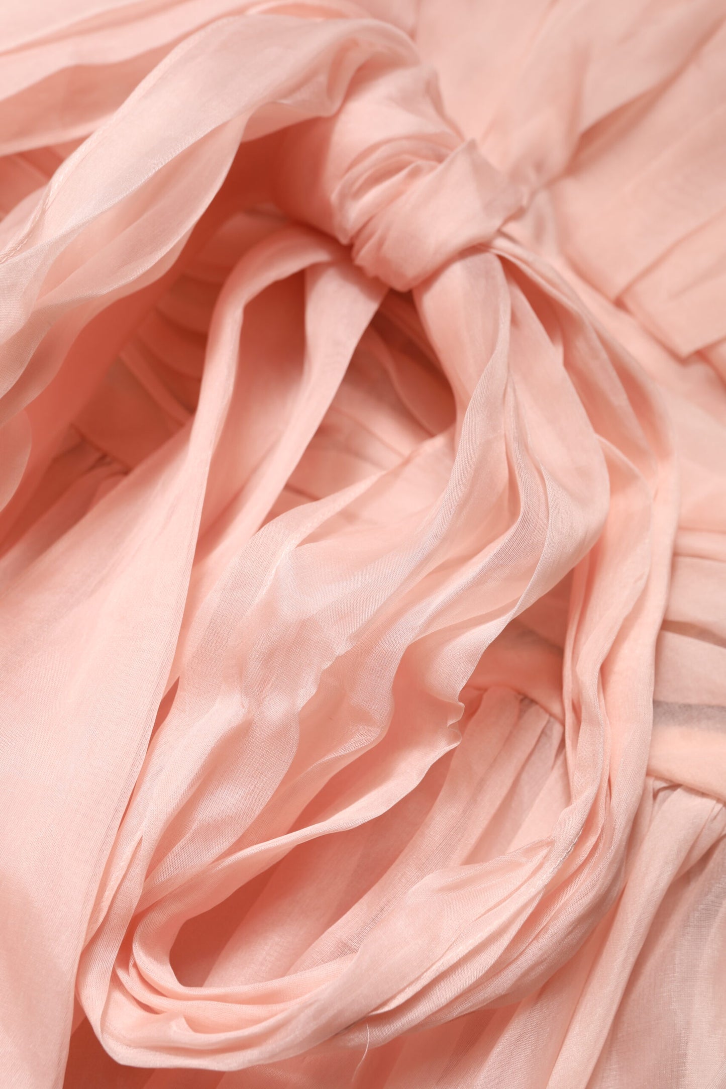 Rosa A-Linien-Midikleid aus Seidenchiffon mit Plissee