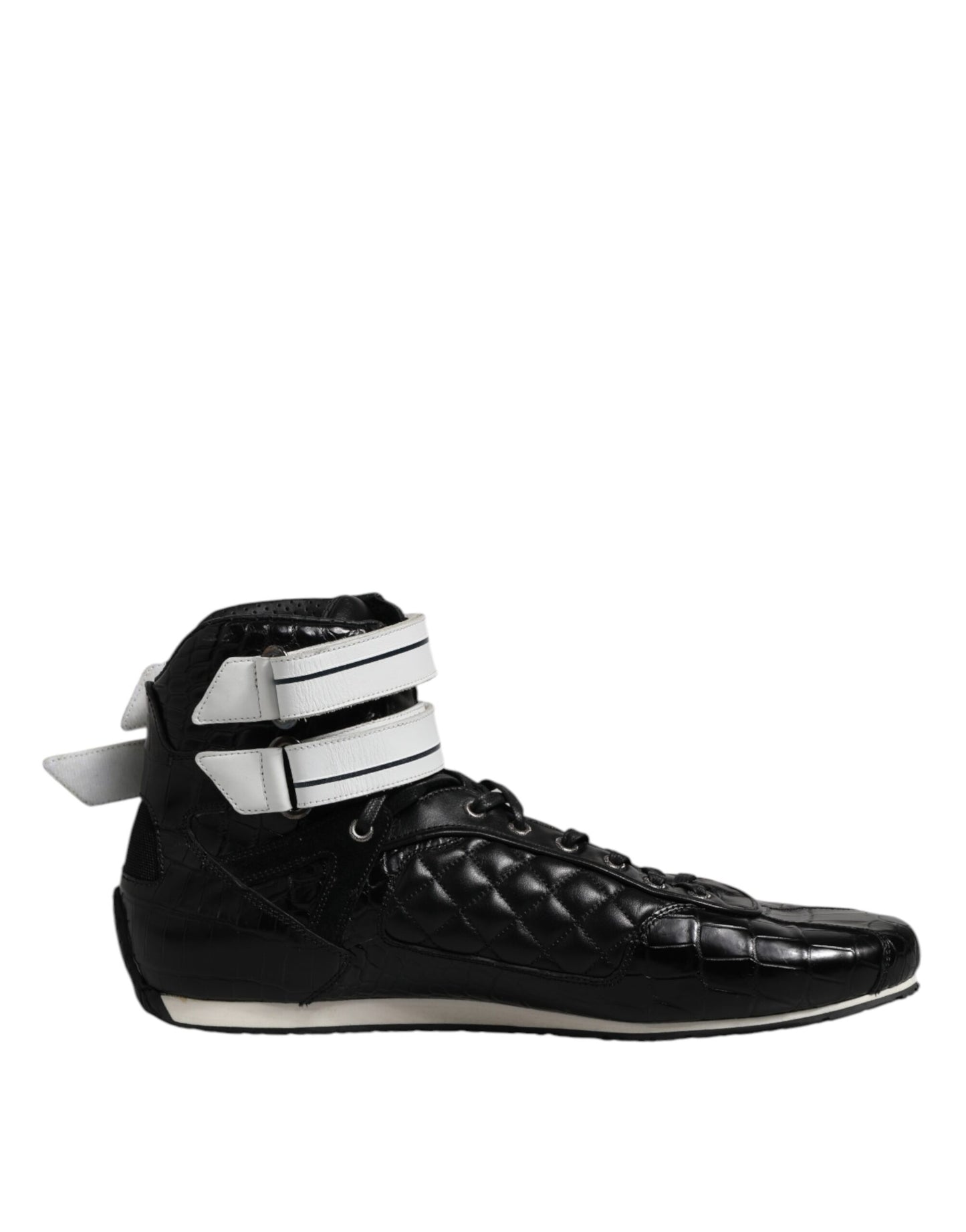 Schwarze gesteppte Leder-Schnürsneaker