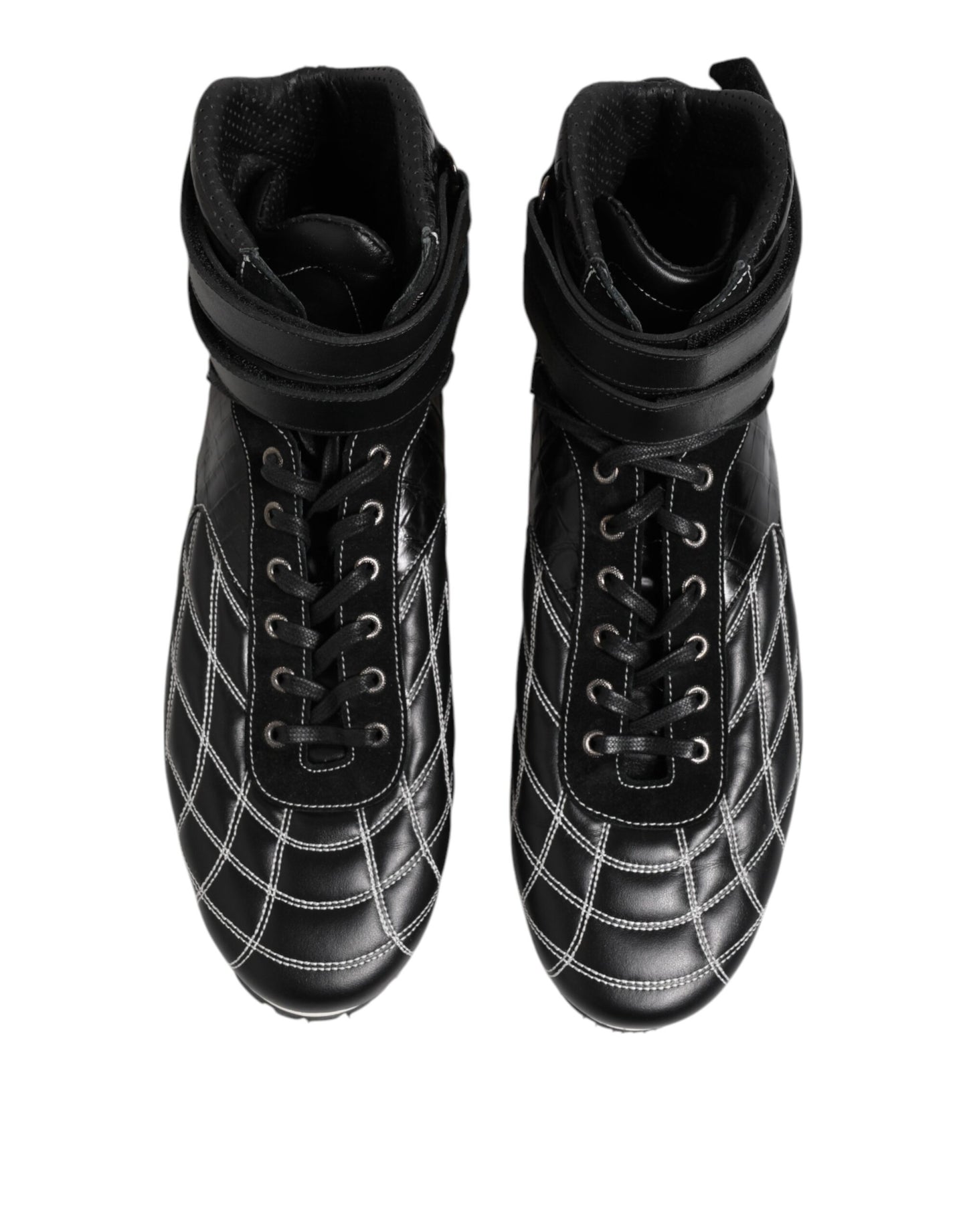 Schwarze gesteppte Leder-Schnürsneaker