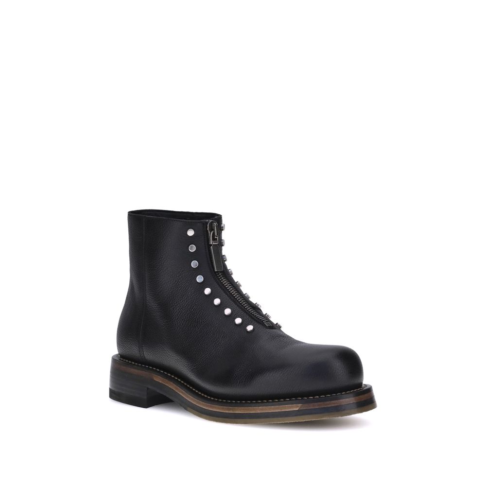 Stiefeletten aus Leder mit Nieten