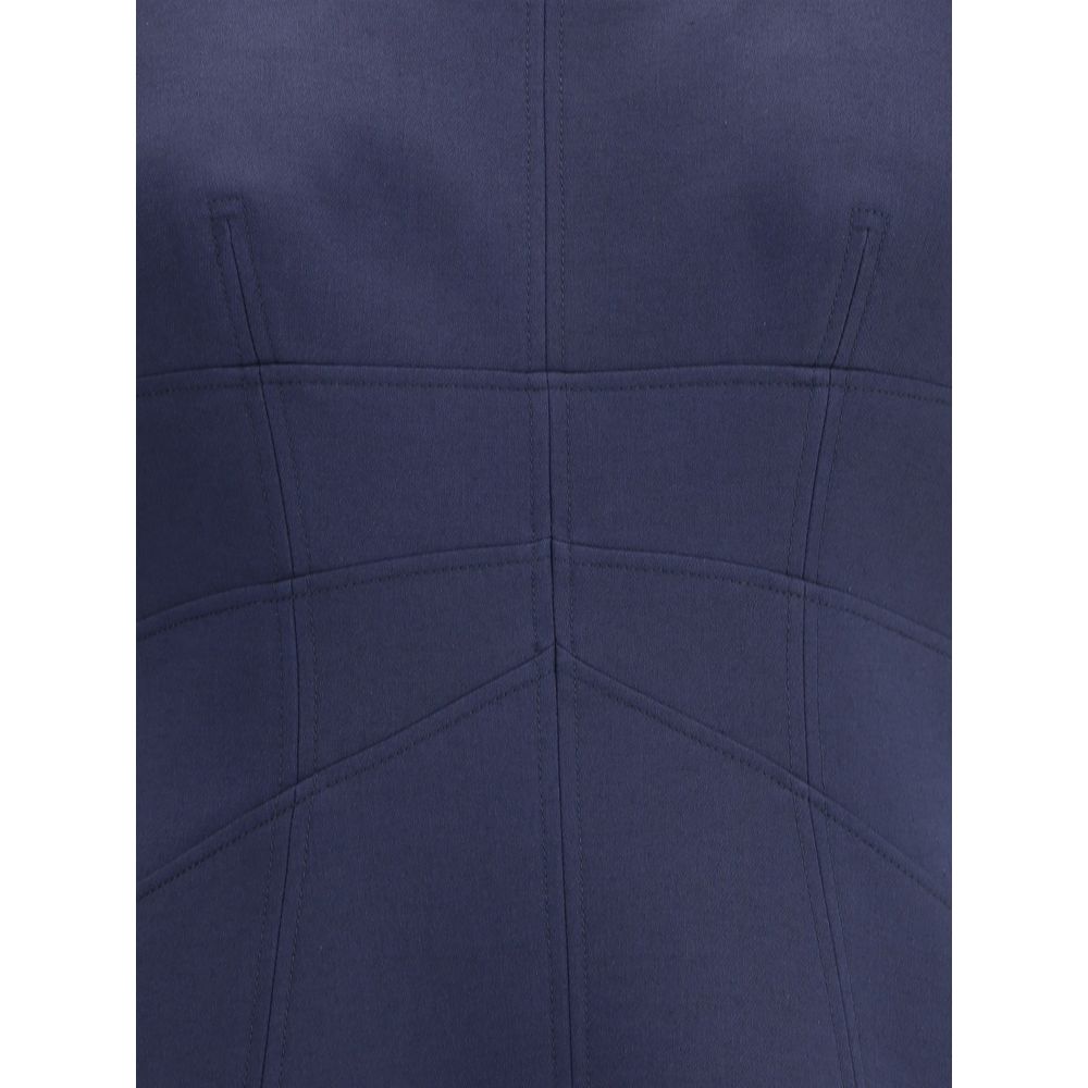 Kurzes Kleid mit kurzen gerafften Ärmeln