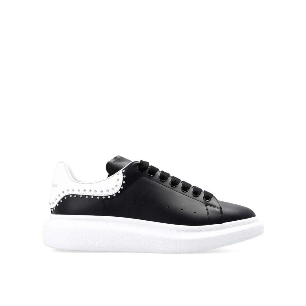 Oversize-Sneaker mit Nieten