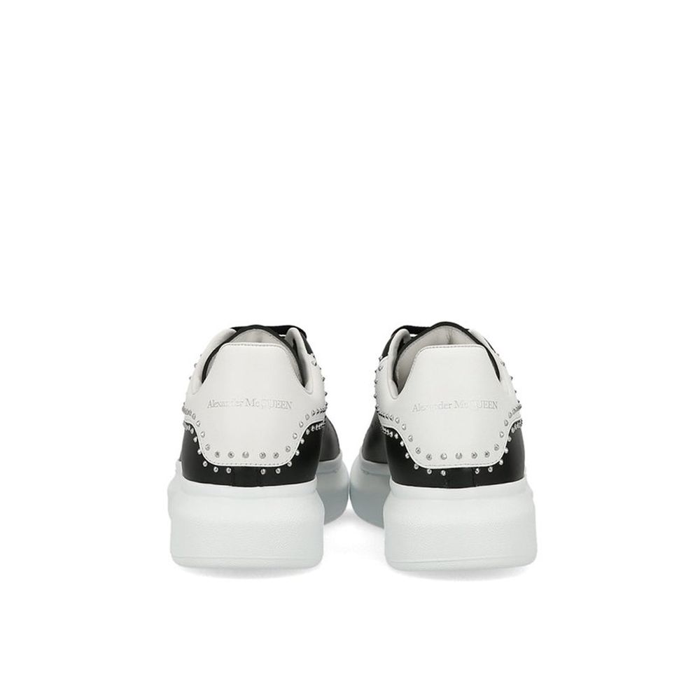 Oversize-Sneaker mit Nieten