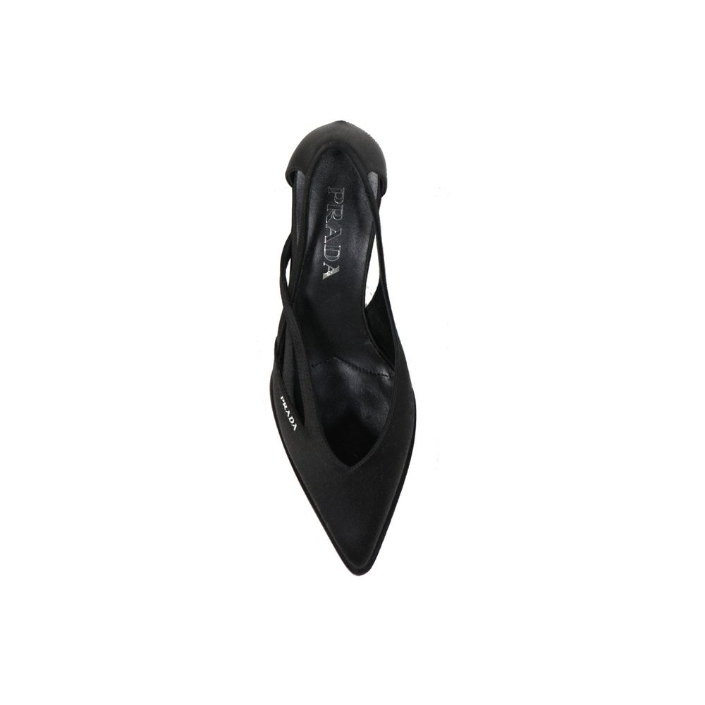 55 mm hohe Satinpumps mit Cut-Outs