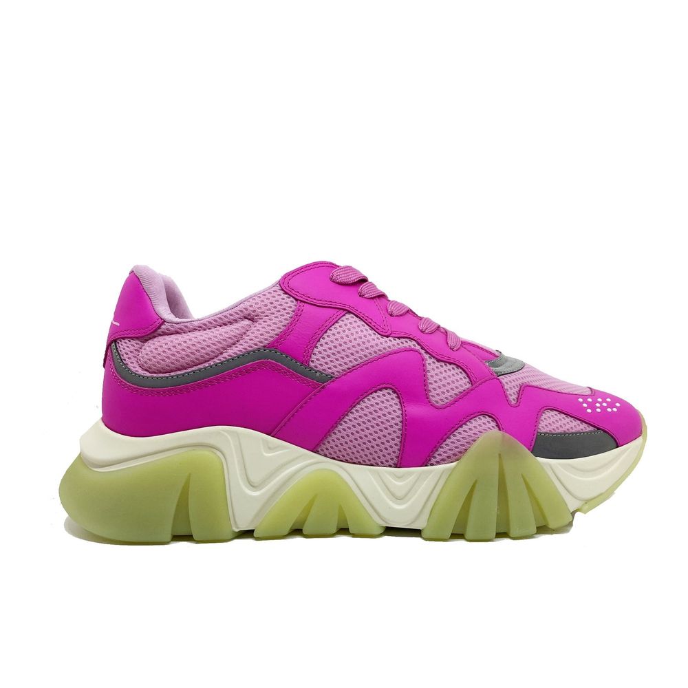 Logo-Sneaker