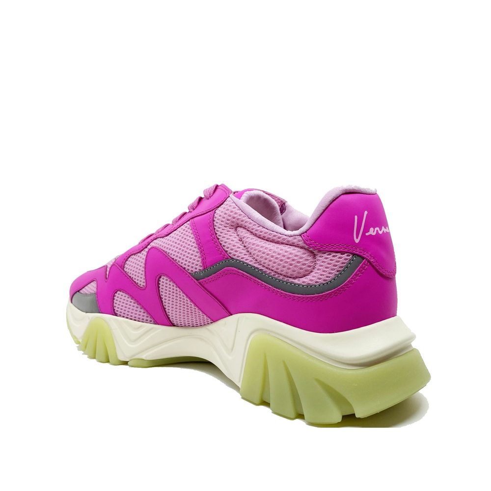 Logo-Sneaker