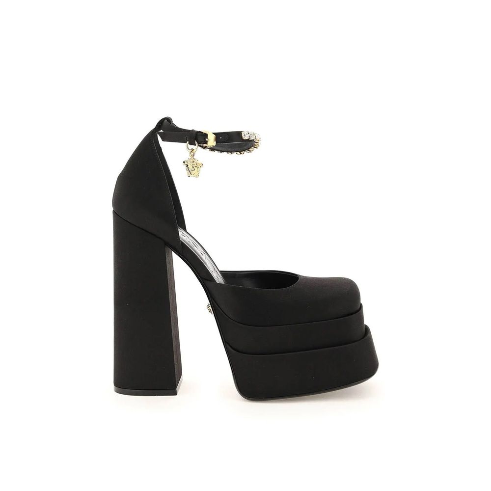 Plateau-Pumps aus Seidensatin